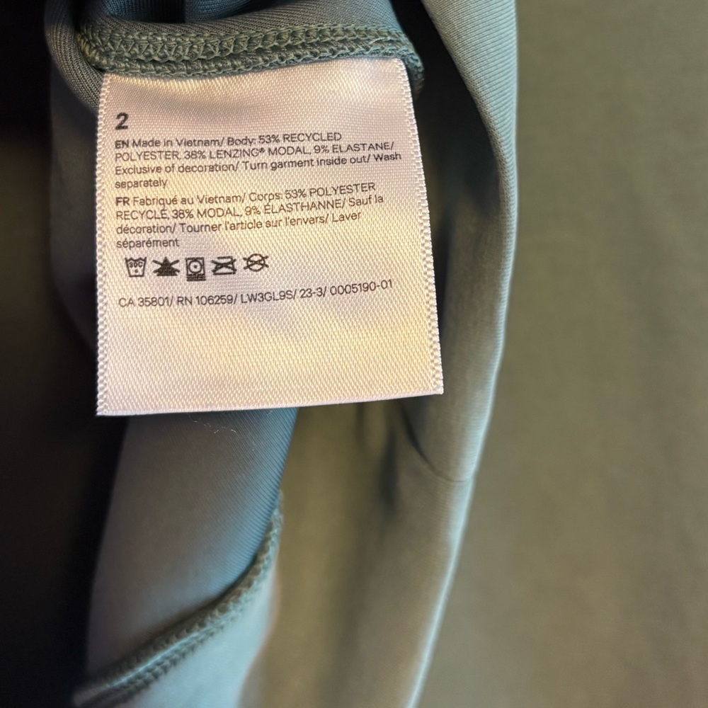 Lululemon Softstreme Perfectly Oversized Cropped Crew Size 2 - Picture 11 of 11